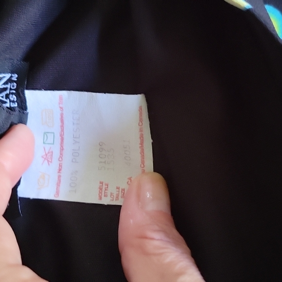 Flirty, tiered mid length Frank lyman skirt - Picture 3 of 4